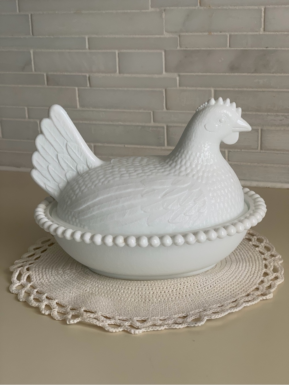 Vintage Indiana Glass White Milk Glass Hen on Nest | Reticulated (Slotted) Beade